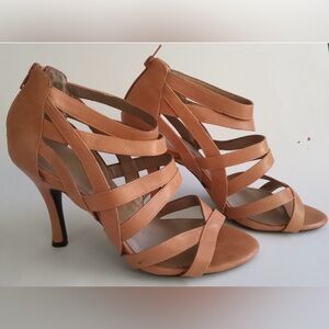 Me Too JADA6 Strappy Leather w/ Cut-Outs   Tan Heel Zipper-Back Sandals Size 9M
